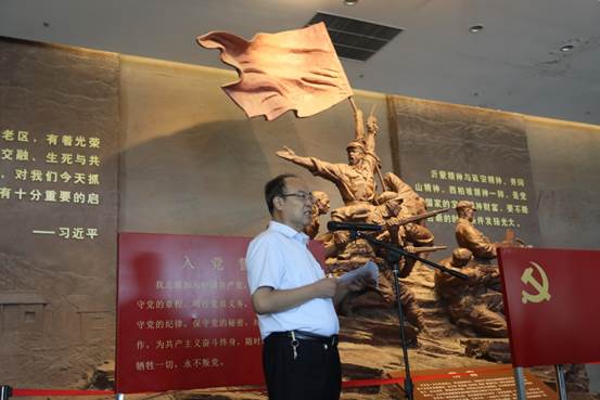 说明: C:\Users\Administrator\Desktop\3S5A7613_调整大小.JPG